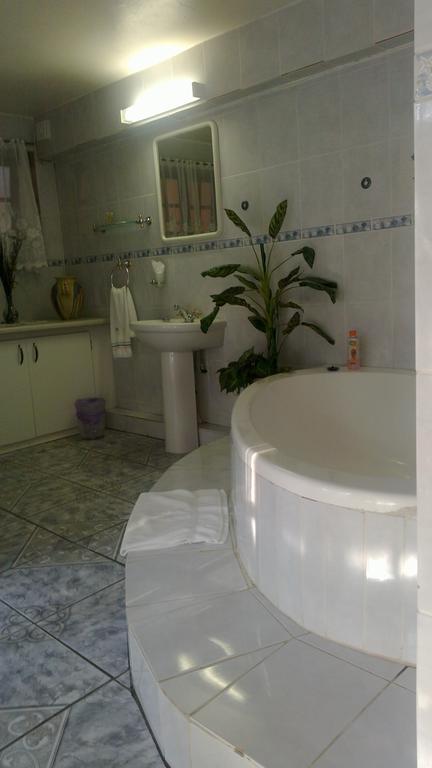 Harmony Guesthouse Mbombela Pokój zdjęcie